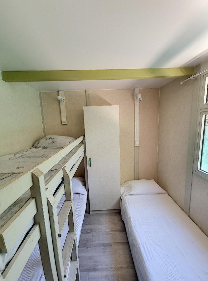 Avignon, Joli Chalet En Campagne Tres Proche De La Ville Exteriör bild